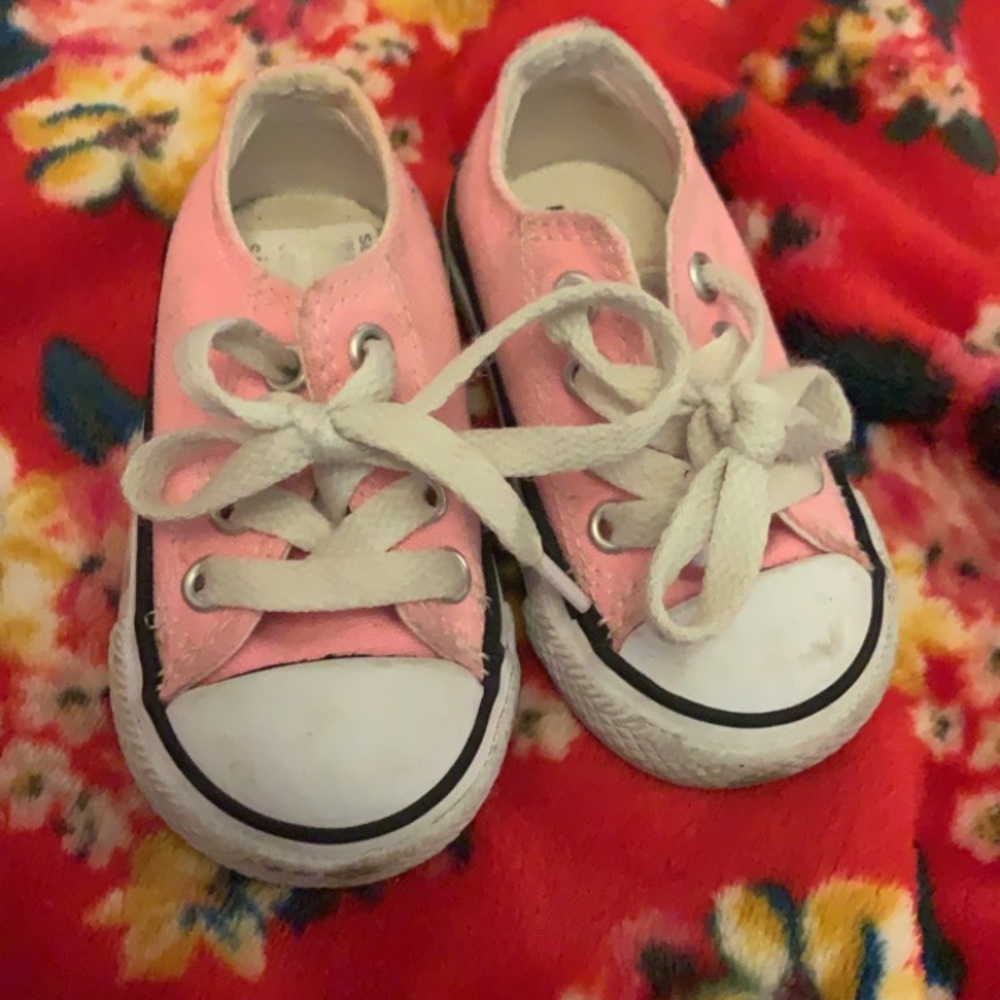 2 Pair of baby converse GUC